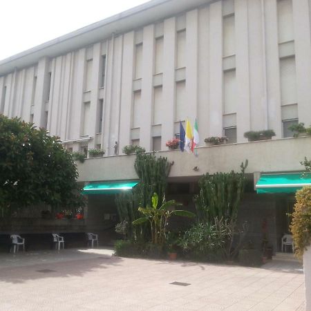 Centro Giovanile Padre Minozzi Ξενοδοχείο Policoro Εξωτερικό φωτογραφία